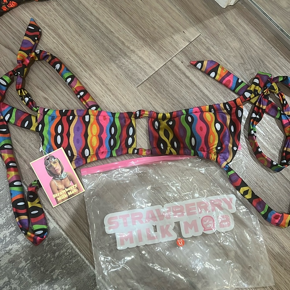 NWT. “Let the Kids Play” Strawberry Milk Mob Bikini Top